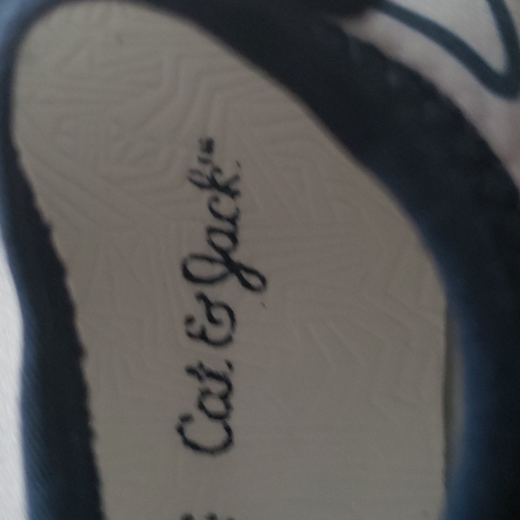 Baby/ Toddler Shark Swim Shoes, Size 7 & 8 - Picture 4 of 4